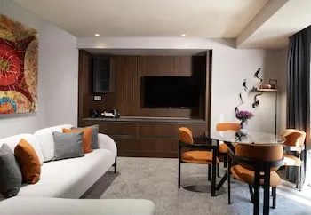 Crowne Plaza İstanbul Ortaköy Bosphorus, Bir IHG Oteli