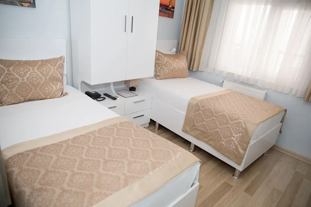 İki Ayrı Yataklı Oda