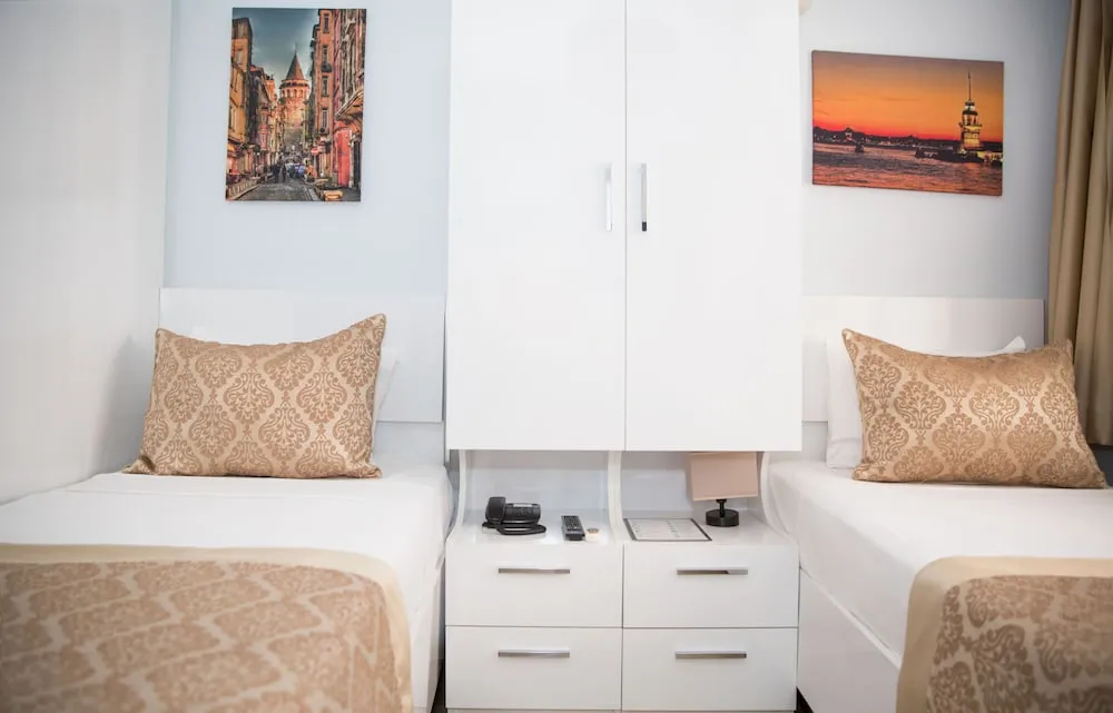 İki Ayrı Yataklı Oda