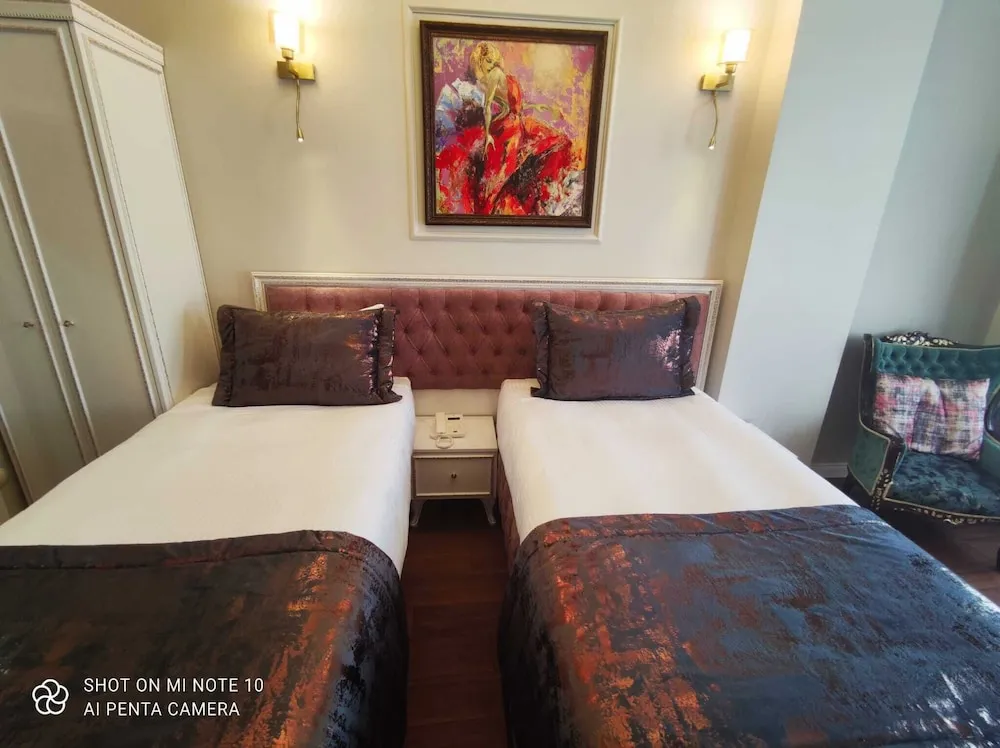 Deluxe İki Ayrı Yataklı Oda
