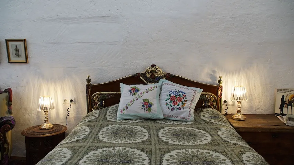 Romantic Oda, 1 Çift Kişilik Yatak, Küvet, Avlu