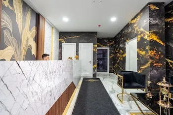 WP White Palace Hotel
