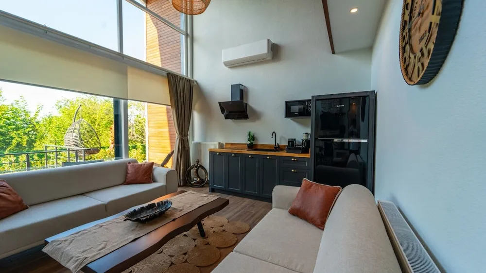 Family Villa, Kişiye Özel Havuzlu, Göl Manzaralı