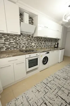 Golden Homes Luxury Suites