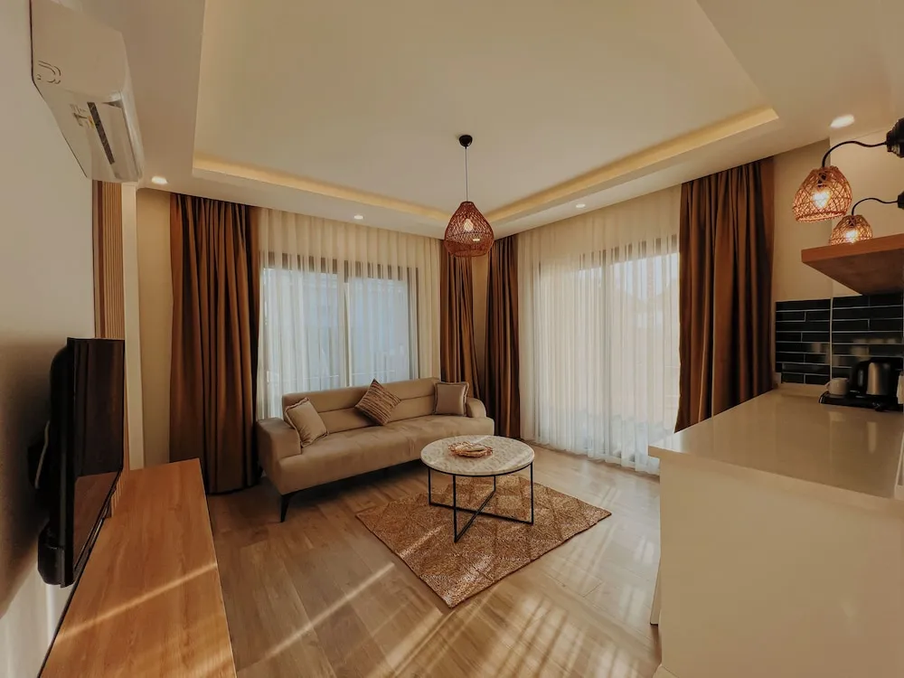 Deluxe Apart Daire, 1 En Büyük (King) Boy Yatak, Havuz Manzaralı