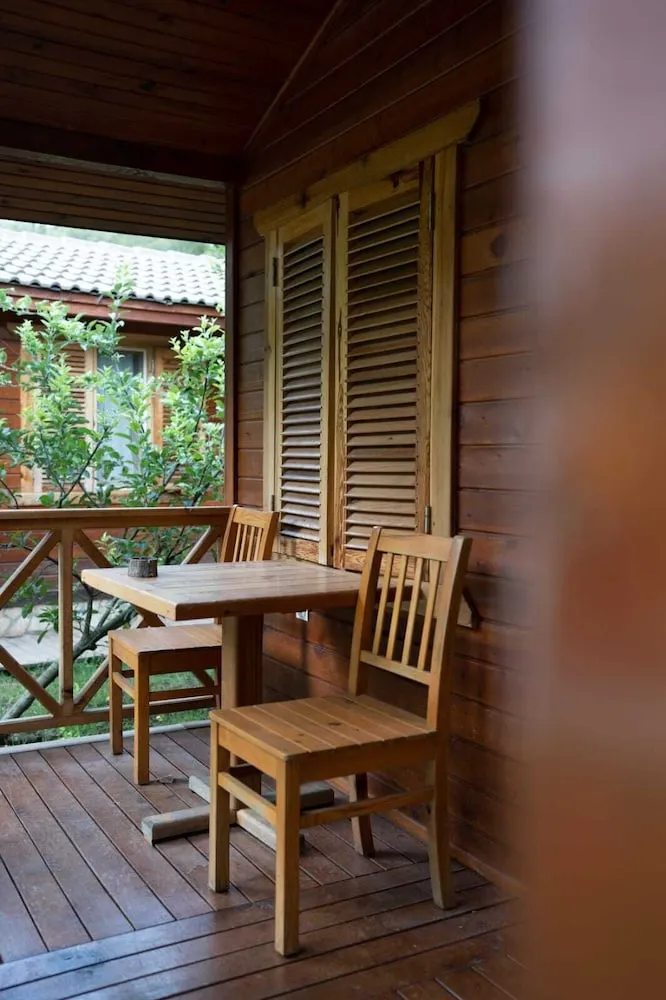 Standard Bungalov, 1 Çift Kişilik Yatak, Bahçe Manzaralı