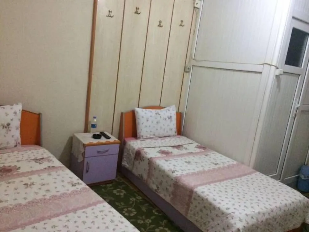 Basic Oda, Sigara İçilebilir