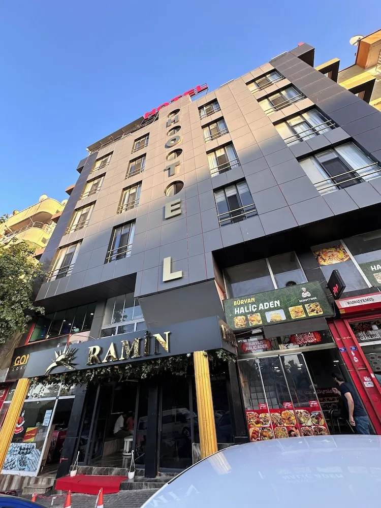 Ramin Hotel
