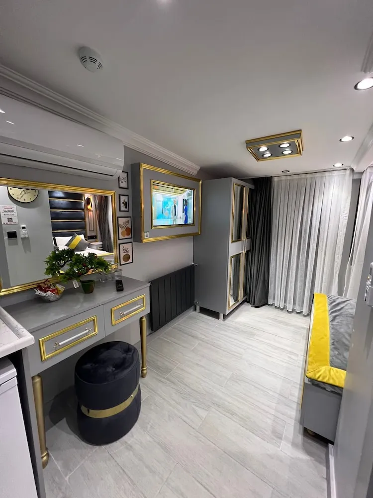 Deluxe Stüdyo Süit