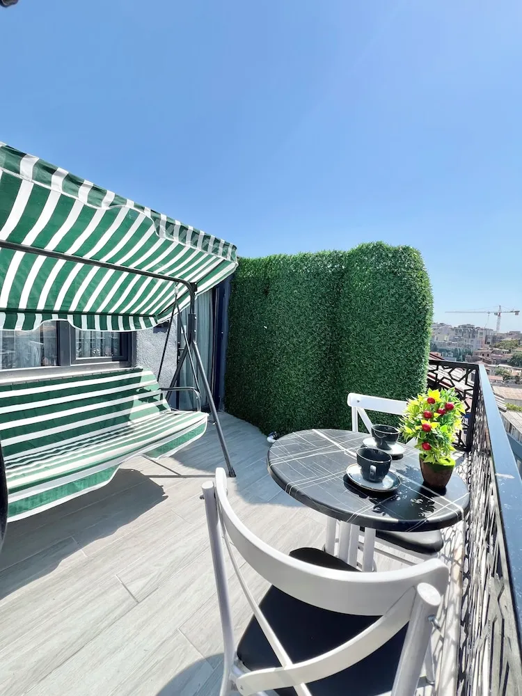 Deluxe Stüdyo Süit