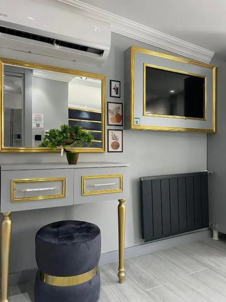 Deluxe Stüdyo Süit