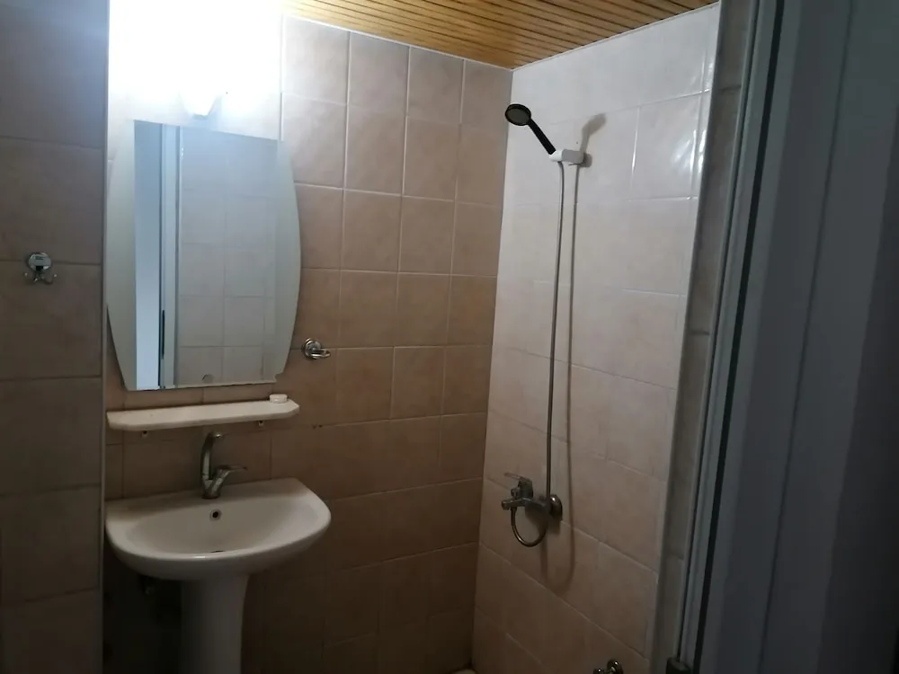 Basic Oda, Havuz Manzaralı