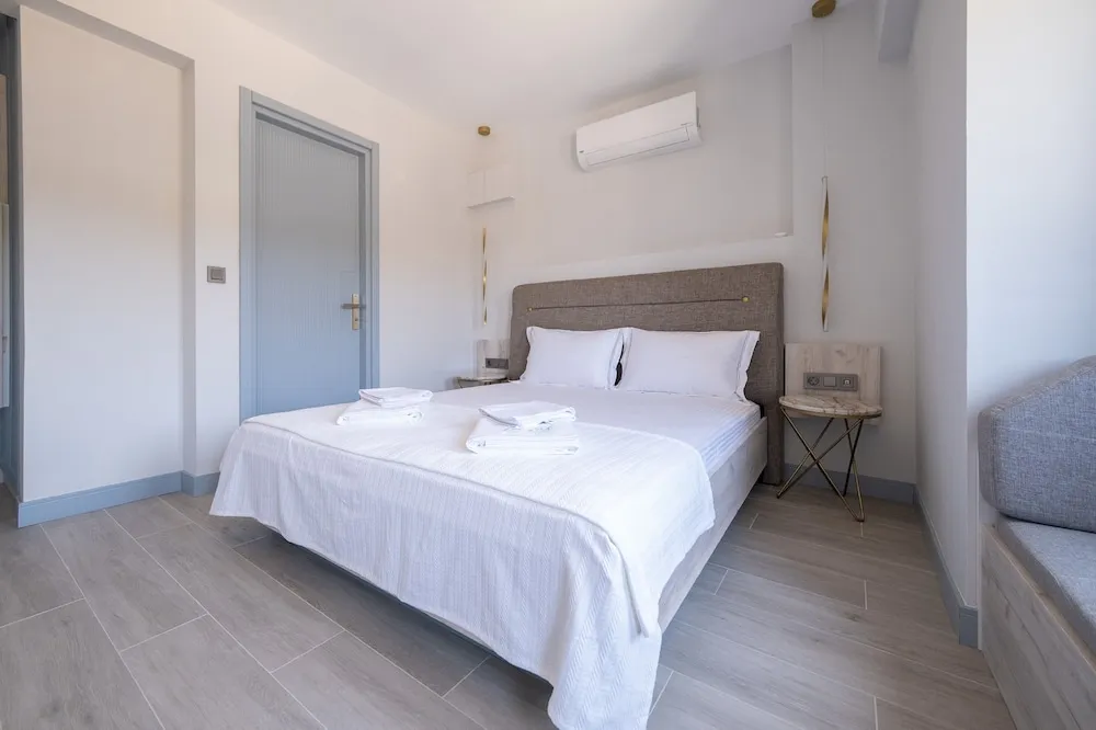Deluxe Tek Büyük Yataklı Oda, Deniz Manzaralı
