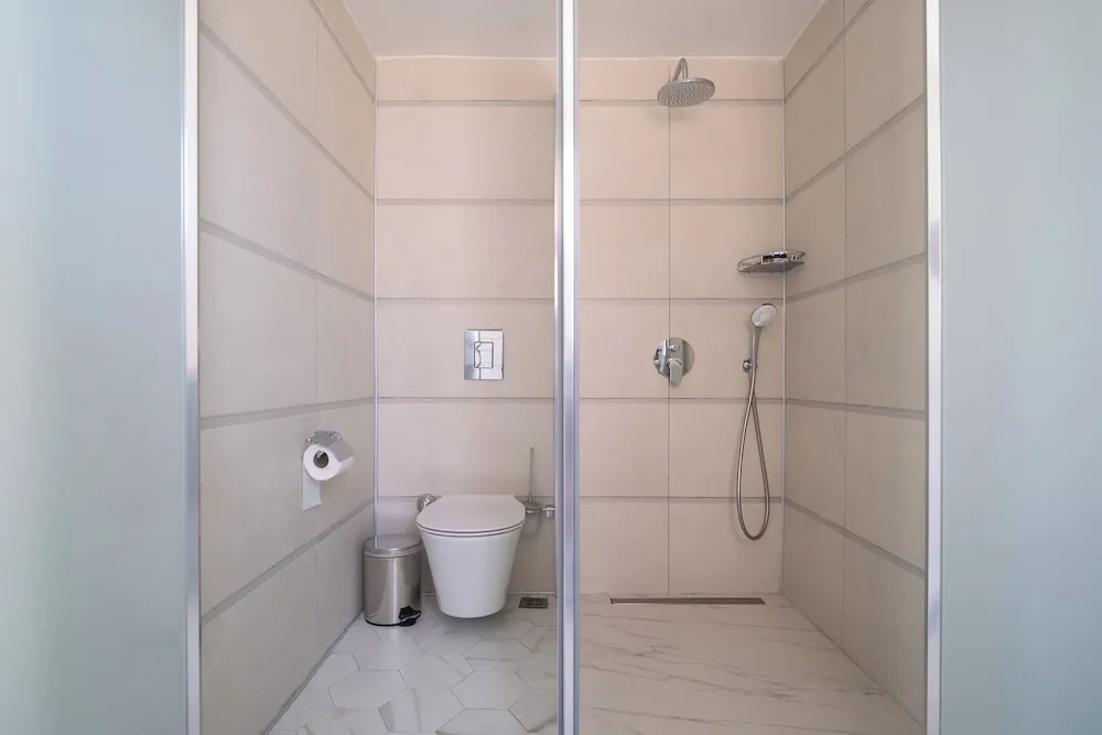 Standard Tek Büyük Yataklı Oda, Bahçe Manzaralı