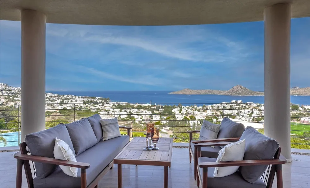 Süit, Teras, Deniz Manzaralı (Sea View Infinity)