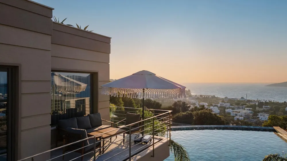 Luxury Süit, Balkon (Sunset)