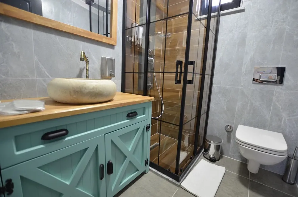 Deluxe Tek Büyük Yataklı Oda, Deniz Manzaralı