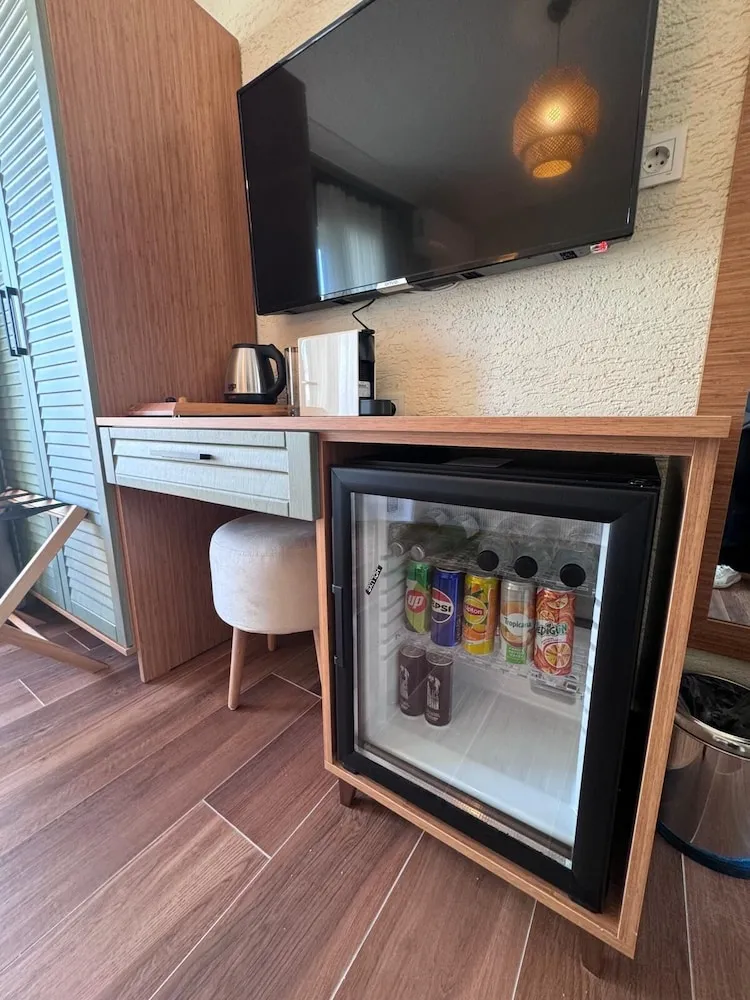 Deluxe Tek Büyük Yataklı Oda, Deniz Manzaralı