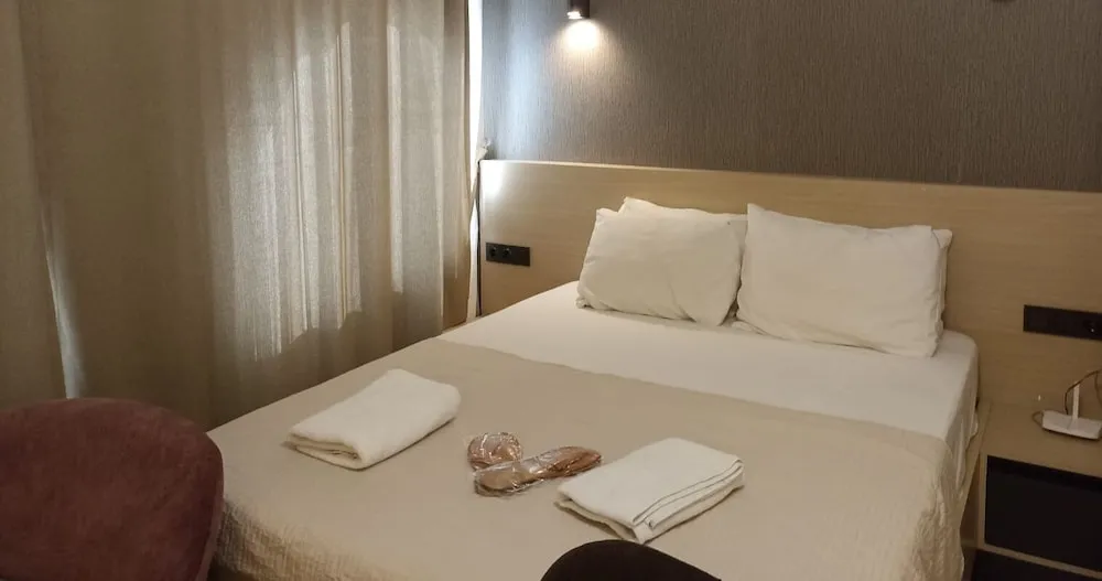 Deluxe Tek Büyük Yataklı Oda, 1 Büyük (Queen) Boy Yatak, Sigara İçilmez