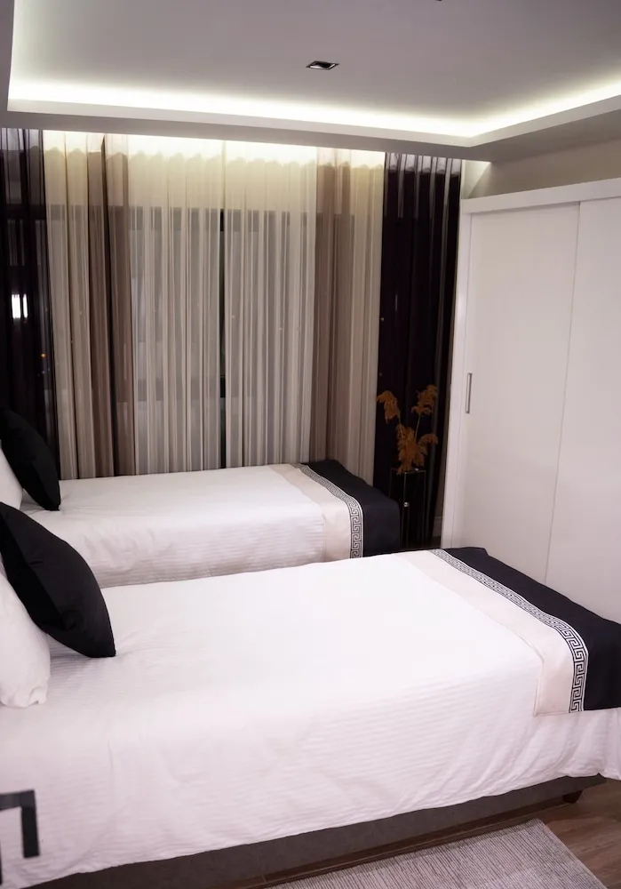 Deluxe Dört Kişilik Oda