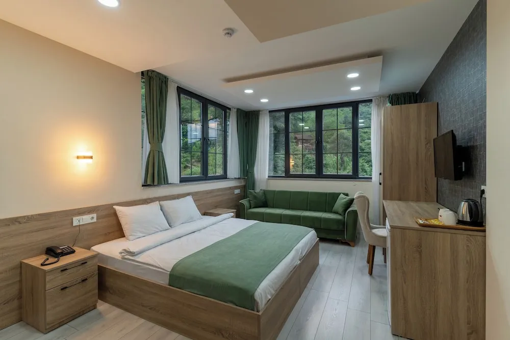 Deluxe Oda, 1 Yatak Odası, Buzdolabı, Nehir Manzaralı