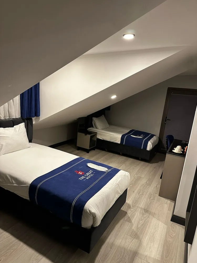 Connected Family Rooms