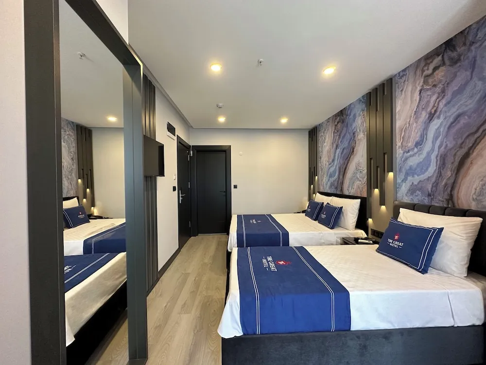 Deluxe Üç Kişilik Oda
