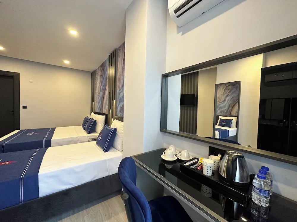 Deluxe Üç Kişilik Oda