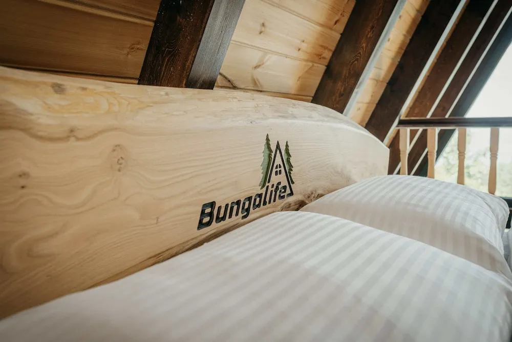 Comfort Bungalov, Sıcak Su Küveti, Havuz Manzaralı