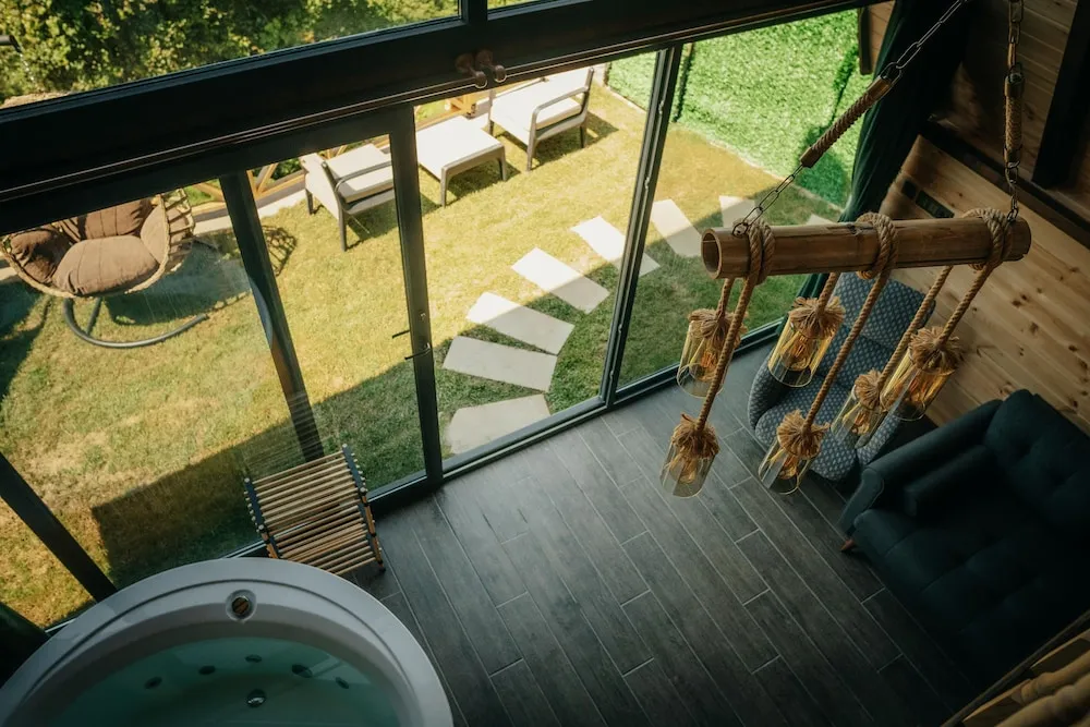 Comfort Bungalov, Sıcak Su Küveti, Havuz Manzaralı