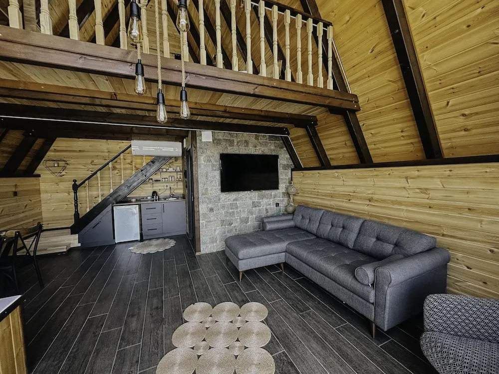 Comfort Bungalov, Sıcak Su Küveti, Havuz Manzaralı