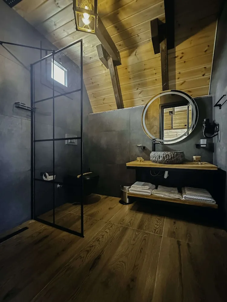 Bungalov, Havuz Kullanımı, Deniz Manzaralı