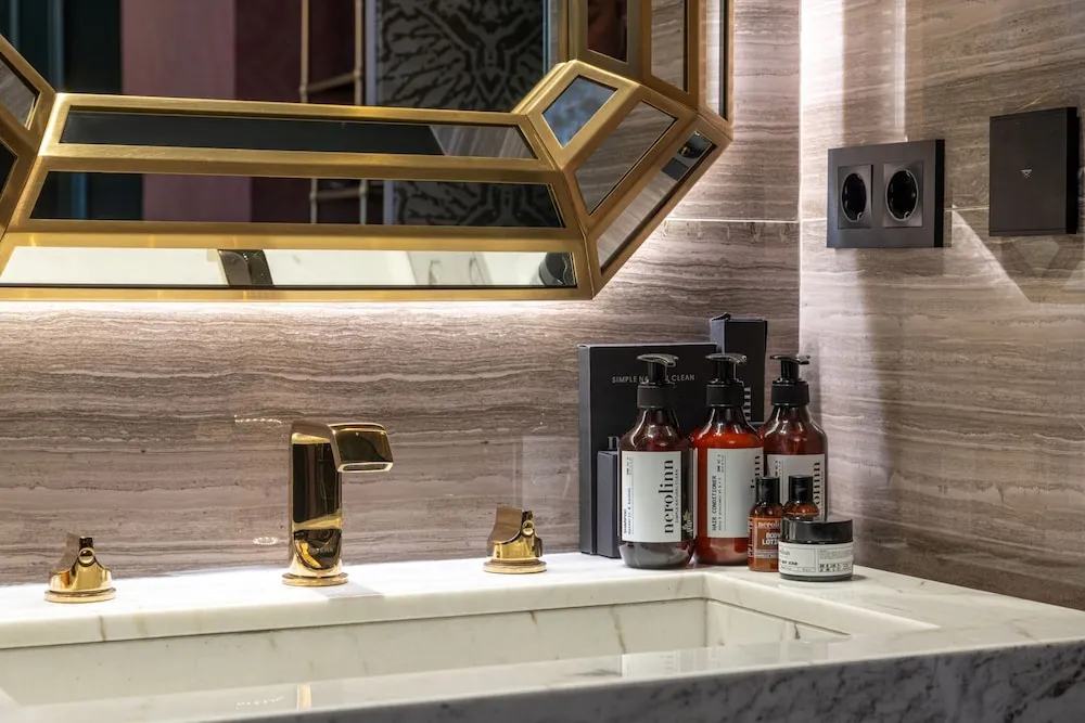 Grand Oda, 1 En Büyük (King) Boy Yatak, Manzaralı