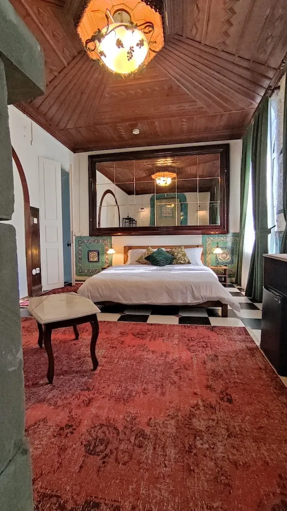 Premier Tek Büyük Yataklı Oda