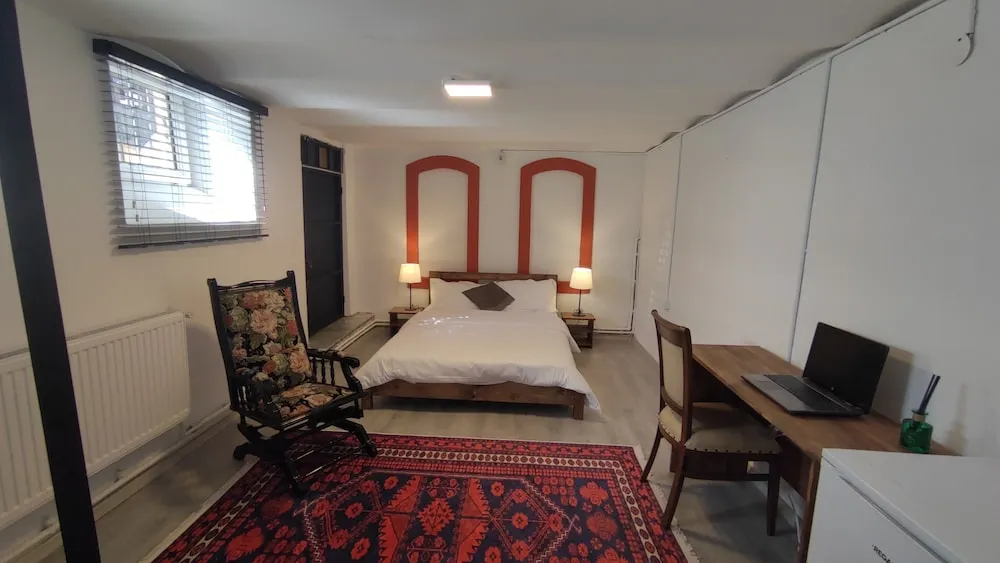 Economy Tek Büyük Yataklı Oda