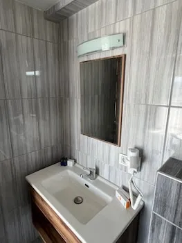 Trolius Park House Hotel
