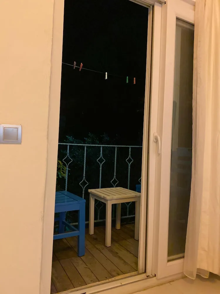 Dört Kişilik Oda, Balkon