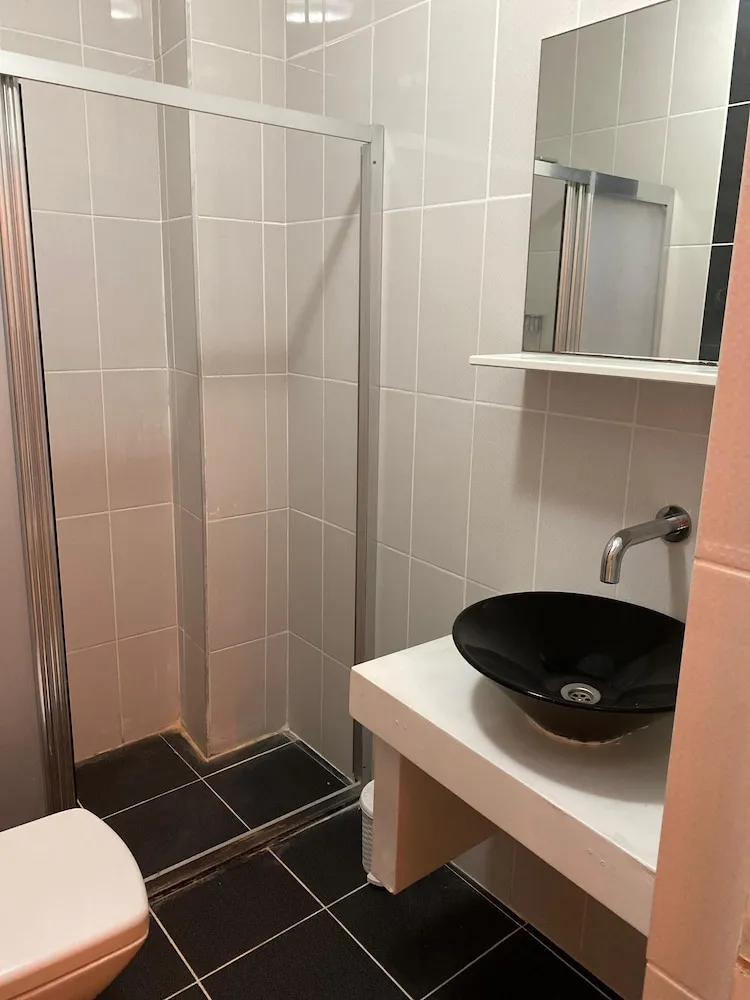 Dört Kişilik Oda, Balkon