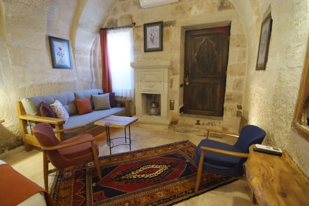 Deluxe Üç Kişilik Oda