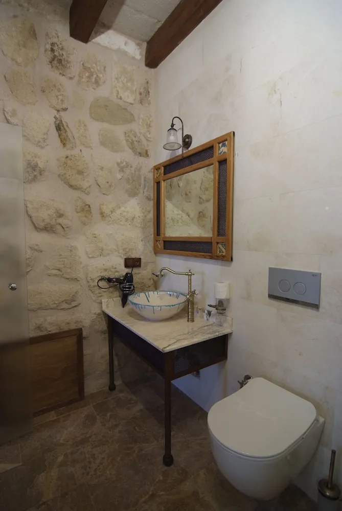 Deluxe Üç Kişilik Oda