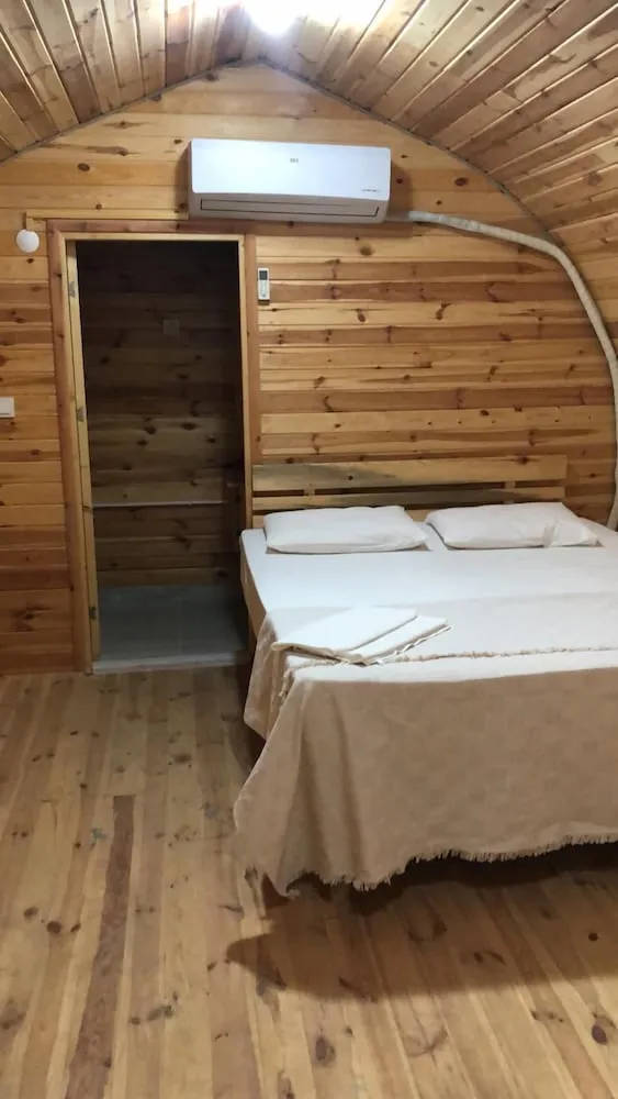 Deluxe Bungalov