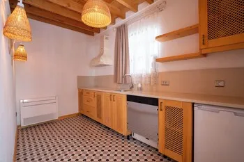 Muhtar Hotel