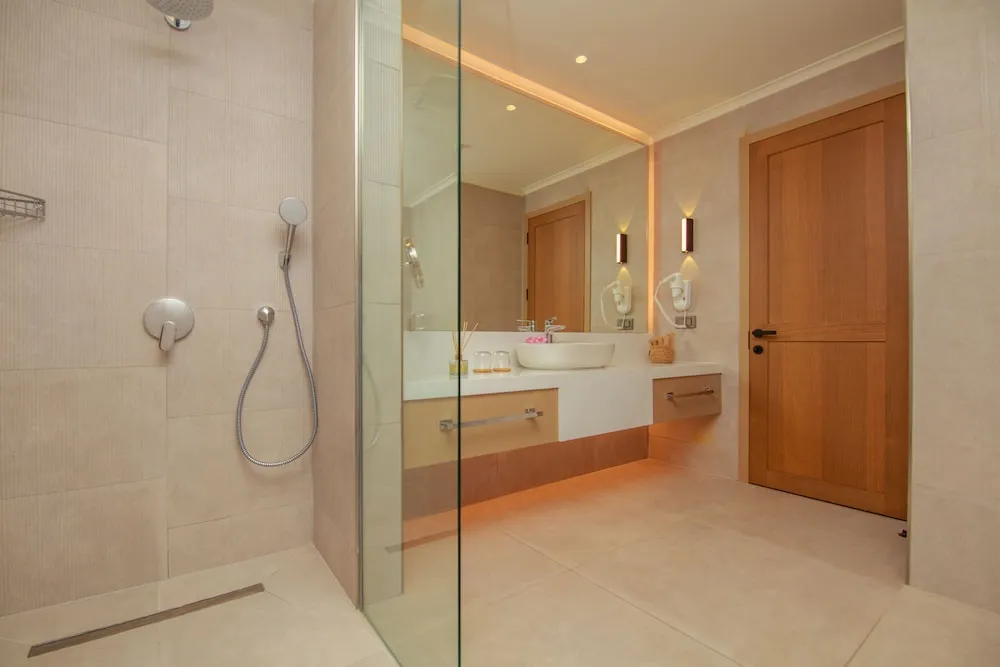 Design Stüdyo, Balkon, Havuz Manzaralı