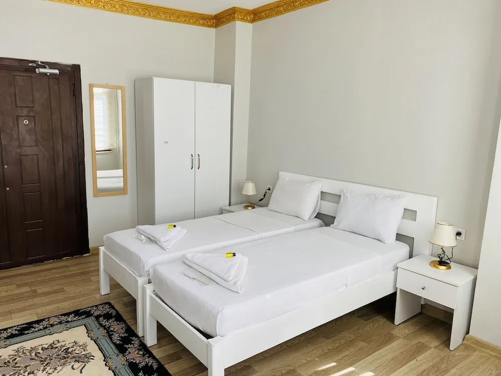 Deluxe Üç Kişilik Oda