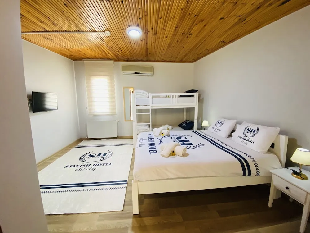 Family Dört Kişilik Oda