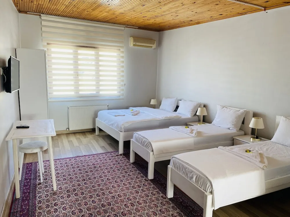 Family Dört Kişilik Oda