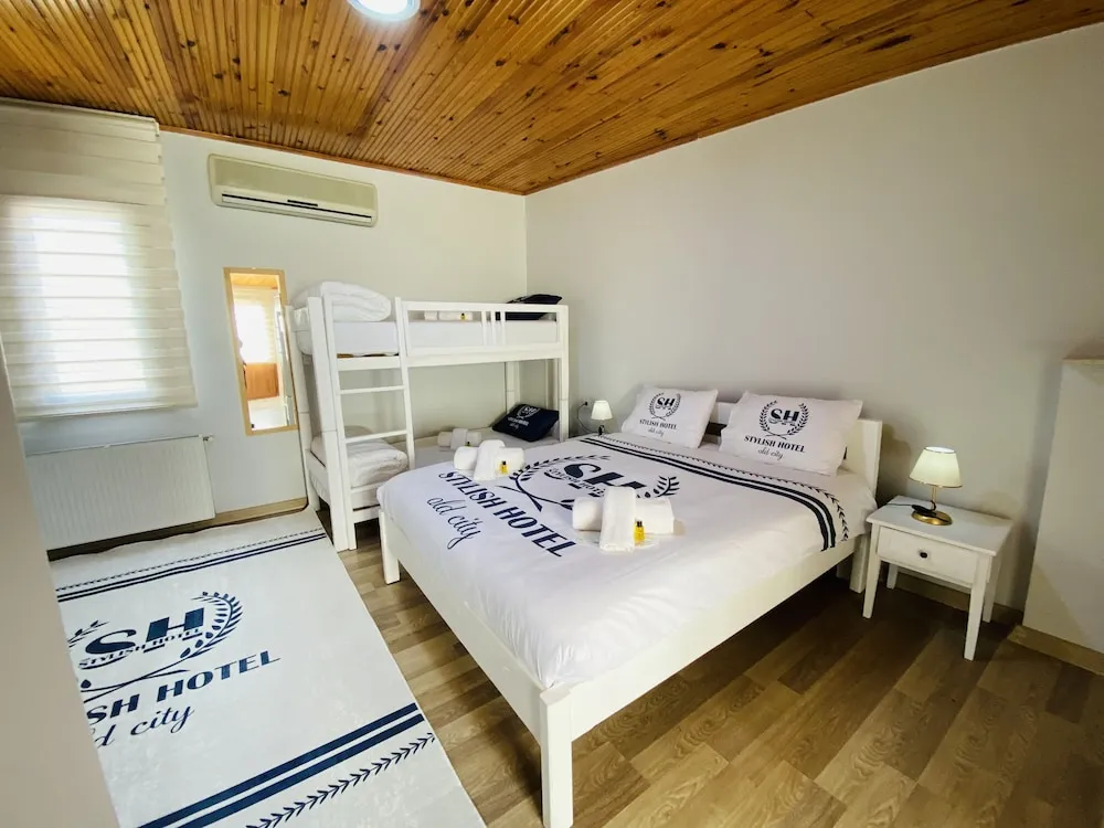 Family Dört Kişilik Oda