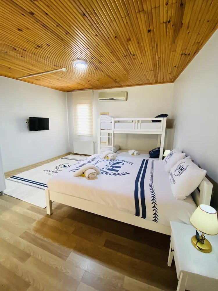 Family Dört Kişilik Oda