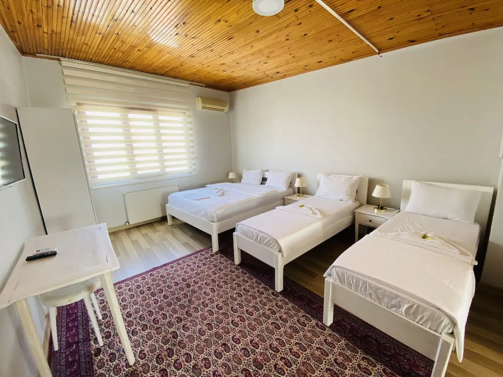 Family Dört Kişilik Oda