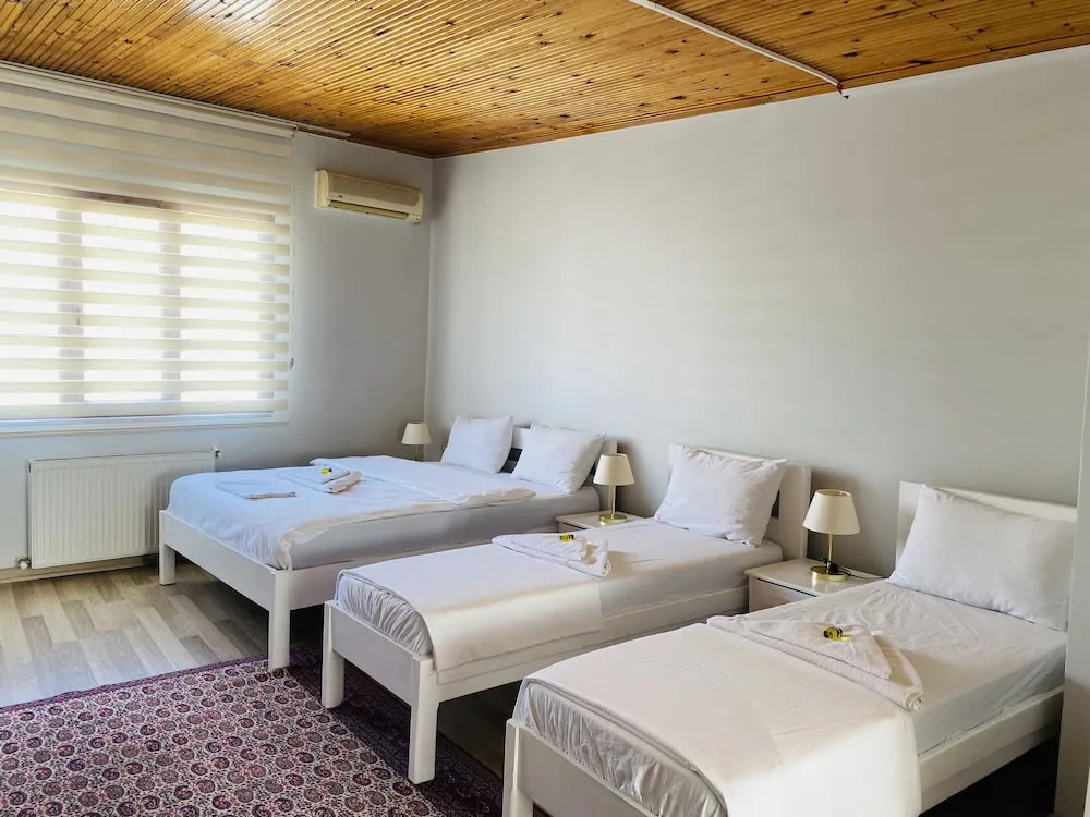 Family Dört Kişilik Oda